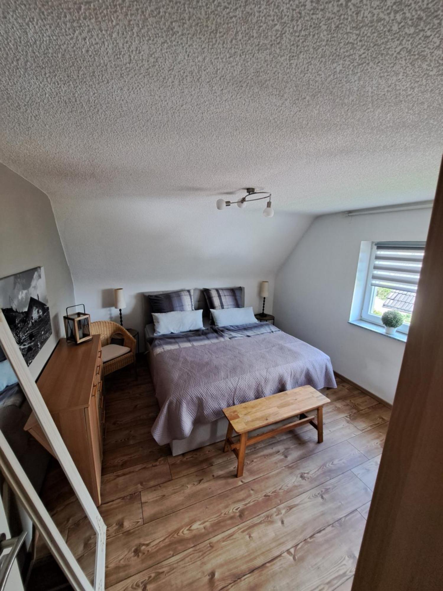 Wunderschoenes 2 Zimmer Apartment Inkl. Parkplatz Asbach  Buitenkant foto