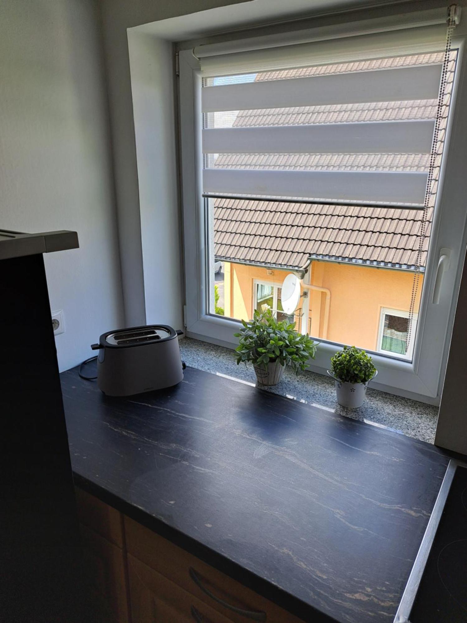 Wunderschoenes 2 Zimmer Apartment Inkl. Parkplatz Asbach  Buitenkant foto