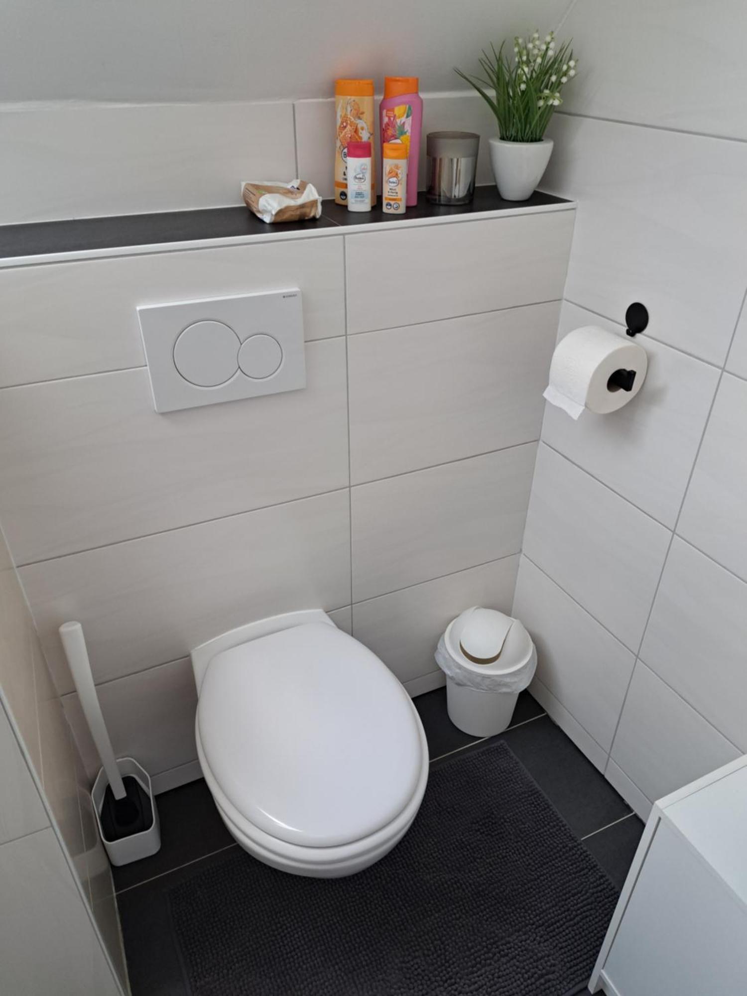 Wunderschoenes 2 Zimmer Apartment Inkl. Parkplatz Asbach  Buitenkant foto