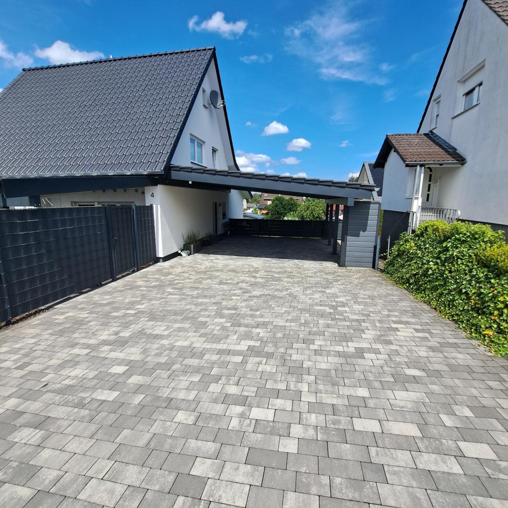 Wunderschoenes 2 Zimmer Apartment Inkl. Parkplatz Asbach  Buitenkant foto