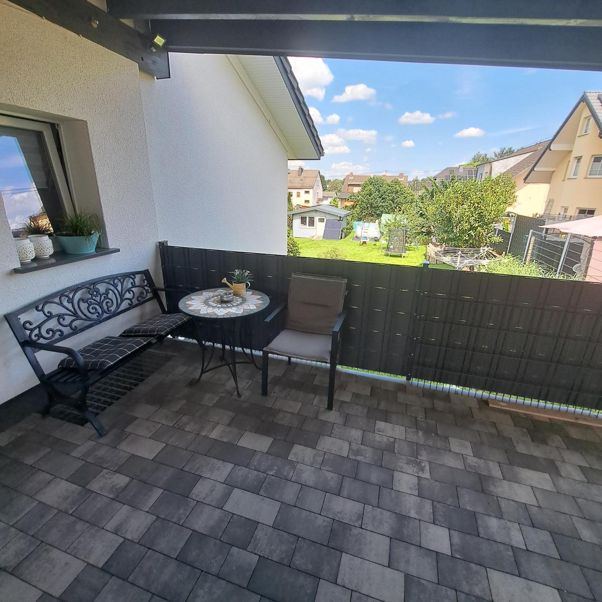 Wunderschoenes 2 Zimmer Apartment Inkl. Parkplatz Asbach  Buitenkant foto