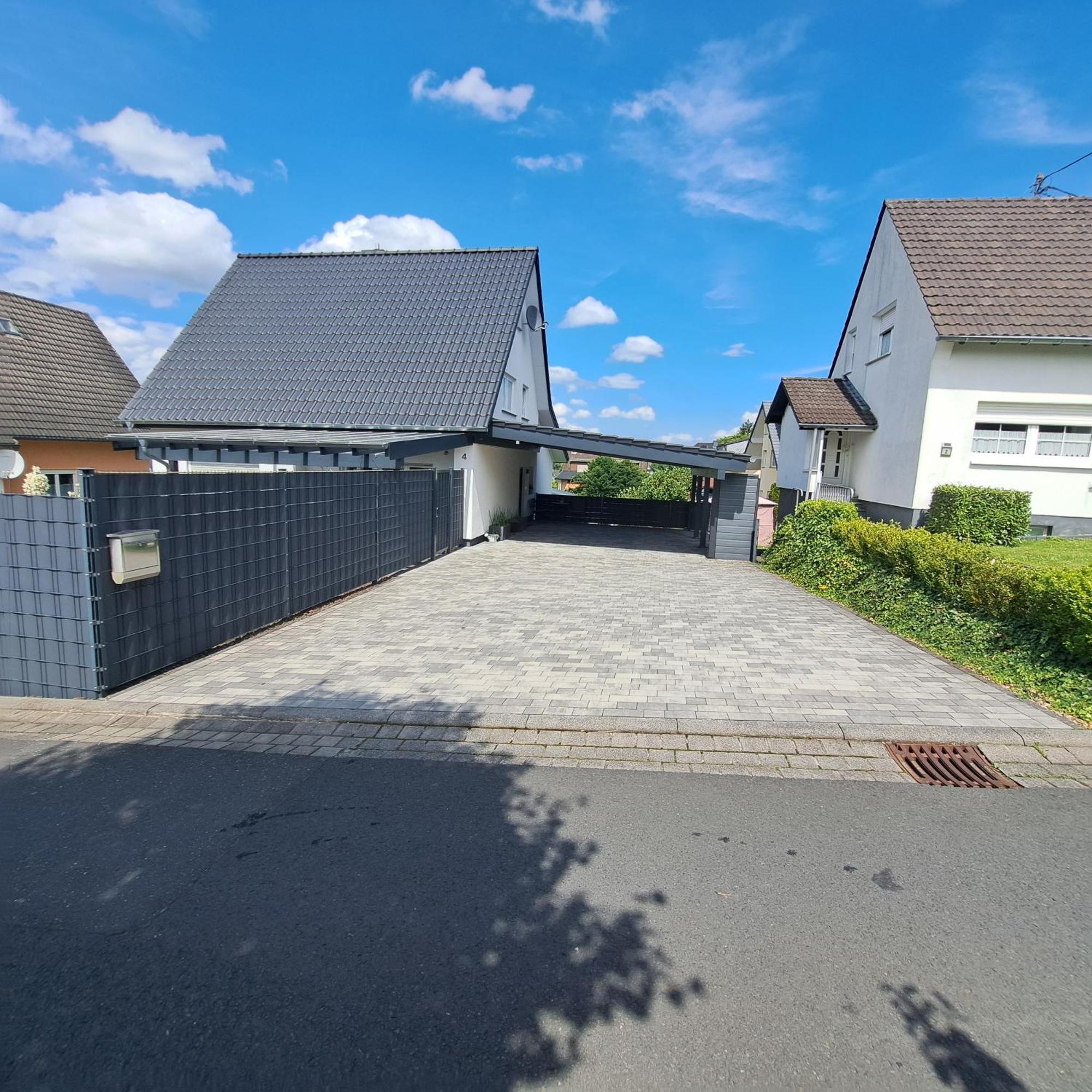 Wunderschoenes 2 Zimmer Apartment Inkl. Parkplatz Asbach  Buitenkant foto